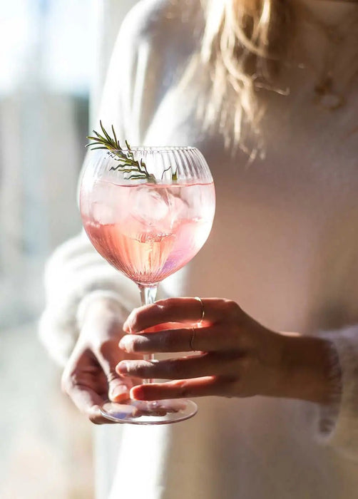 Mirabeau Dry Gin (0,2 l) + Mirabeau Glas Spirituosen - Spree Gourmet